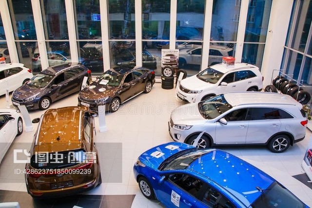 2017年基洛夫市起亞經銷商展廳與車型巡禮 俄羅斯腹地的汽車之窗