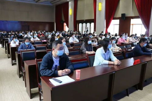 筑牢防疫屏障 提升服務(wù)水平——我縣召開隔離酒店管理專班及酒店管理人員培訓(xùn)會(huì)